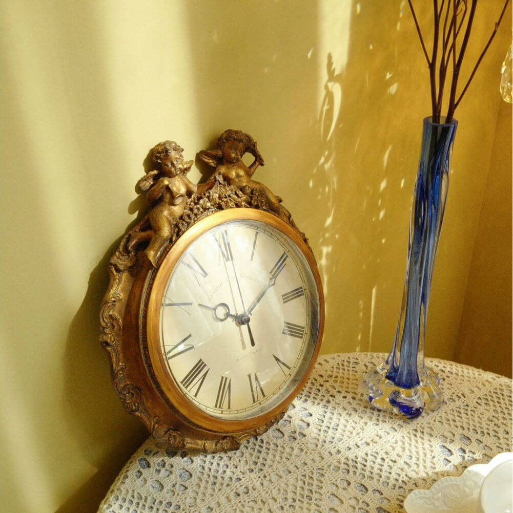 Vintage buying Clock